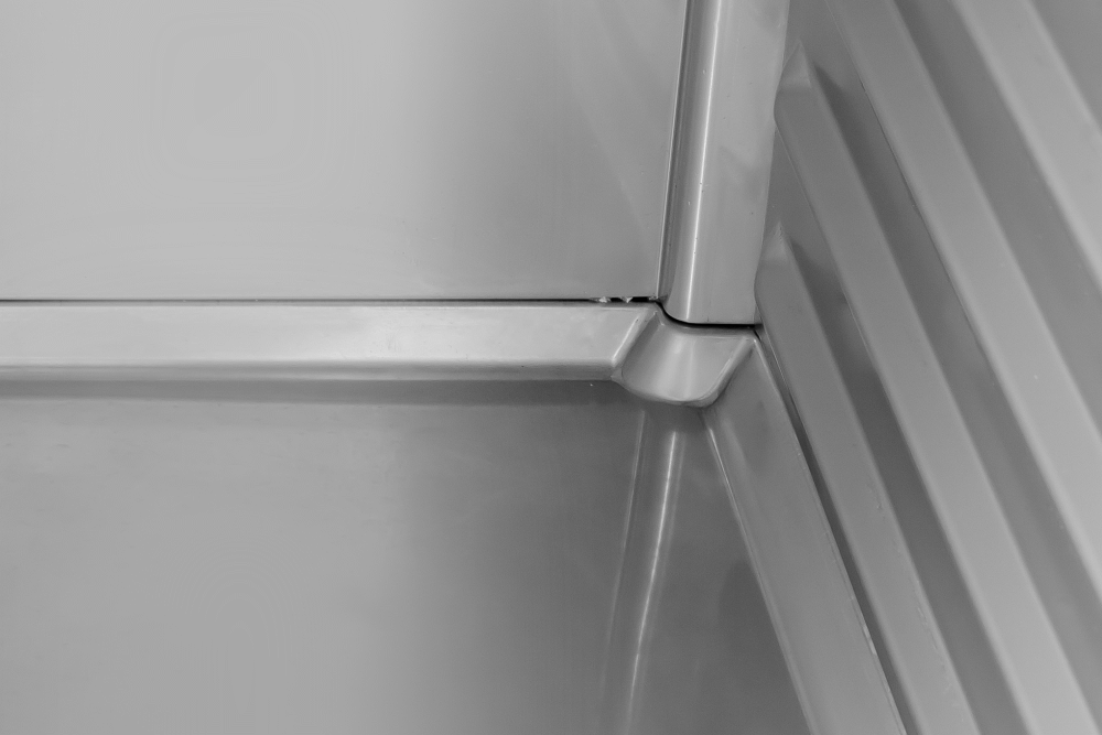 KBS Tiefkühlschrank (GN2/1 mit Umluftkühlung), Edelstahl, Silber, 0,750kW, 230V, 1332L, 1358x856x2119mm (TKU 1453)