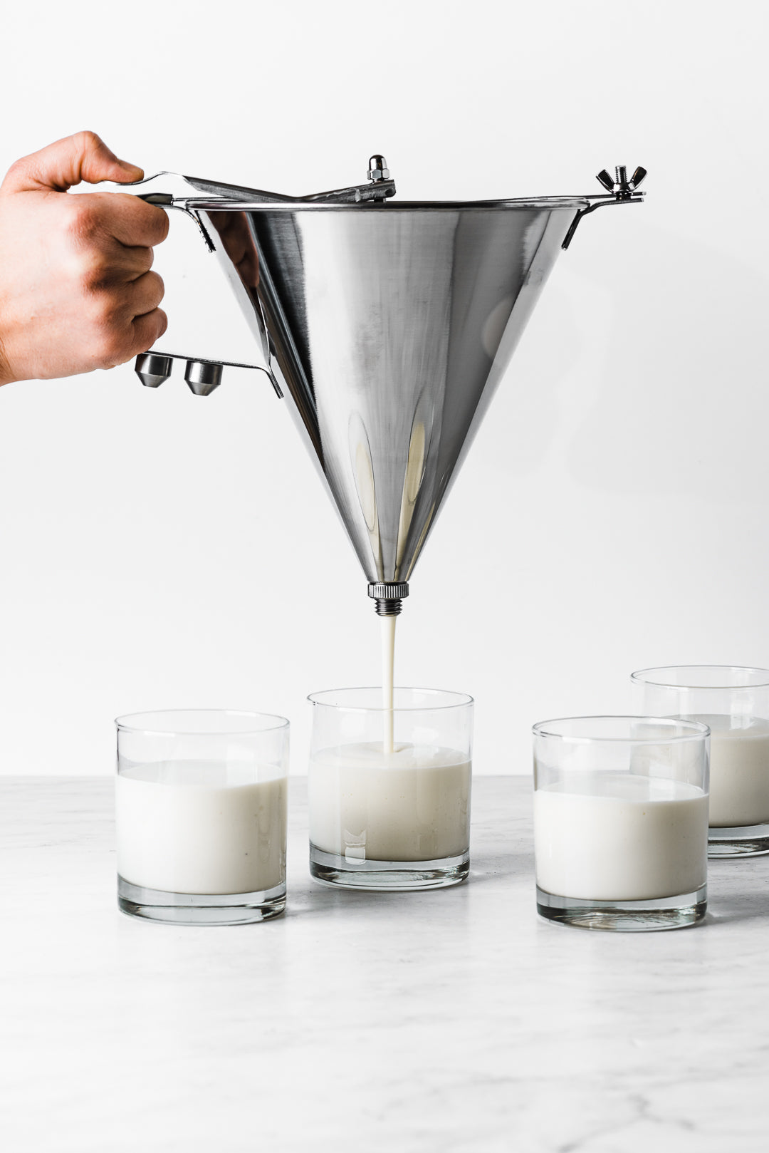 de Buyer AUTOMA. FONDANTTRICHTER MIT 3 AUSLAUFMAßEN 1,9 L OHNE STAND