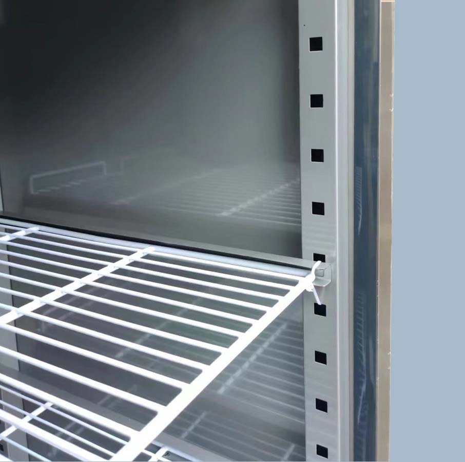 Skyrainbow Edelstahlkühlschrank, Inhalt 610 Liter, GN2/1