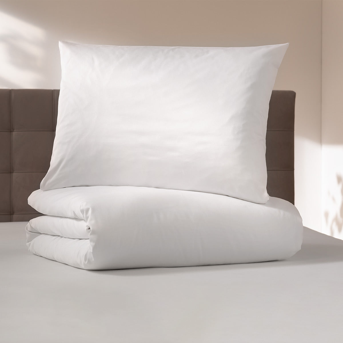 FBF Bettbezug, Mako-Satin aus 100% gekämmter Baumwolle, Serie: Marquesa, Weiß, 140x200cm
